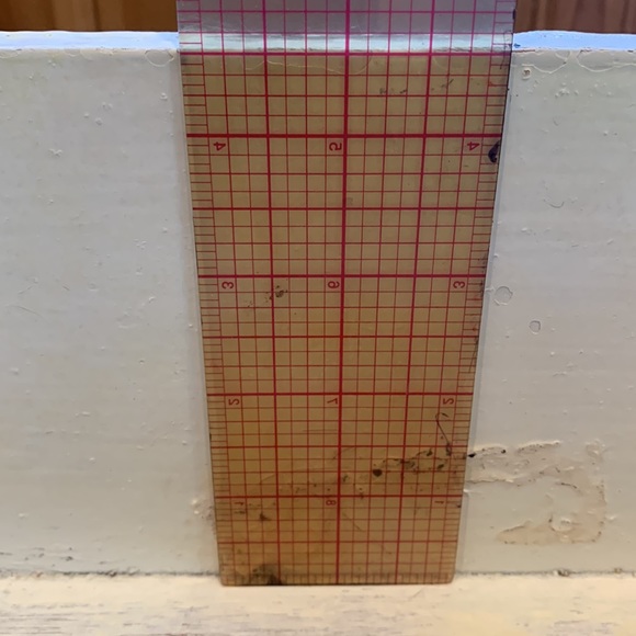 Vintage painted wooden rustic cupboard shelf. - Picture 11 of 12